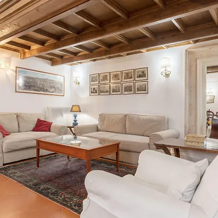 Campitelli Fascinating Appartement Rome